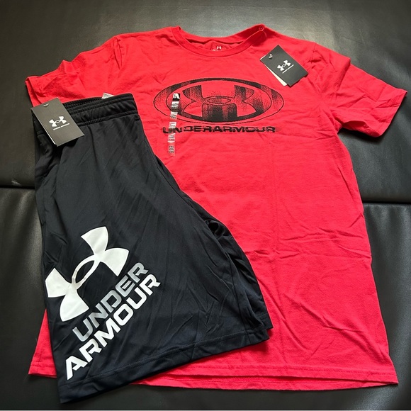Under Armour Other - NWT Under Armour Athletic Set Boys Youth Size XL